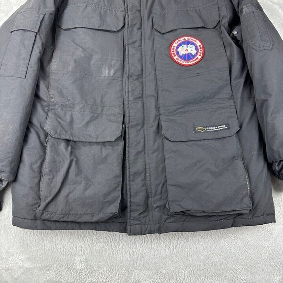 Classic warm windproof black Canada Goose down jacket - Picture 2 of 6